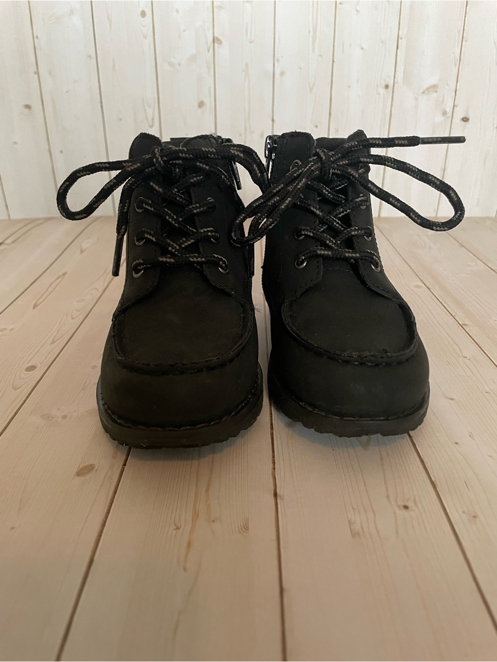 Old Navy Black Lace-Up Kids Ankle Boots